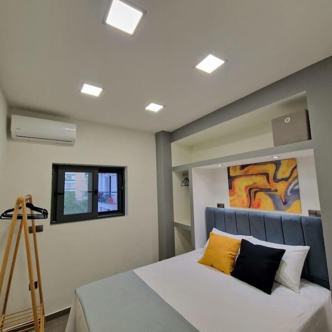 Faronita - Luxury Apt In The Heart Of Kalamata Ngoại thất bức ảnh