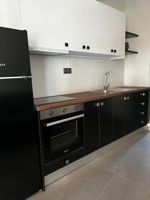 Faronita - Luxury Apt In The Heart Of Kalamata Ngoại thất bức ảnh