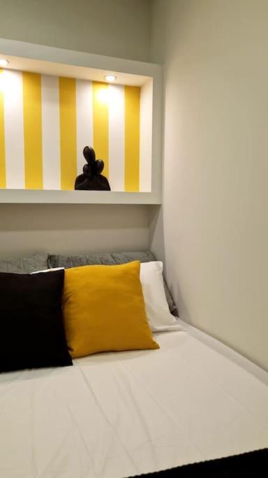 Faronita - Luxury Apt In The Heart Of Kalamata Ngoại thất bức ảnh